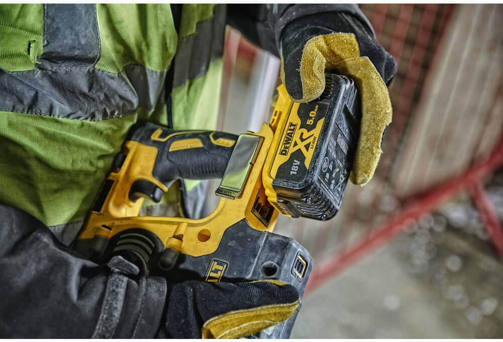���������� �������������� ����������� SDS-Plus DeWALT DCH274N 
