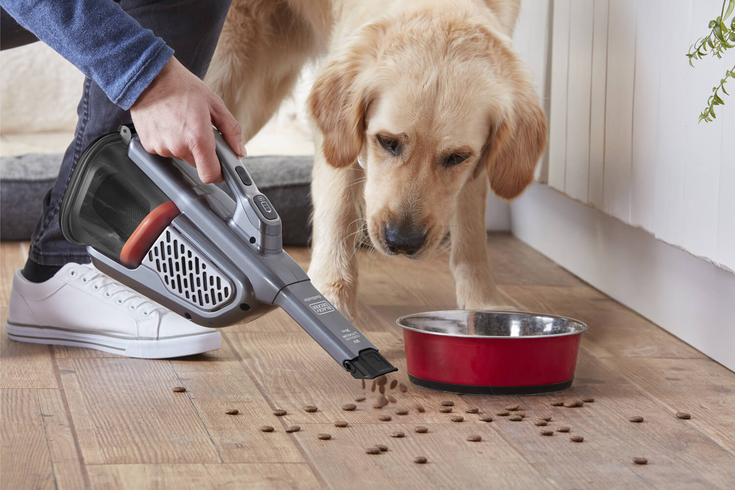 ������� �������������� BLACK+DECKER BHHV520JF 