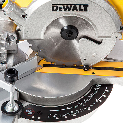 ���� ���������� ������� DeWALT DWS777 