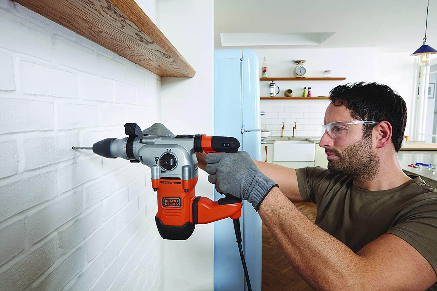 ���������� ������� SDS-Plus BLACK+DECKER BEHS03K 