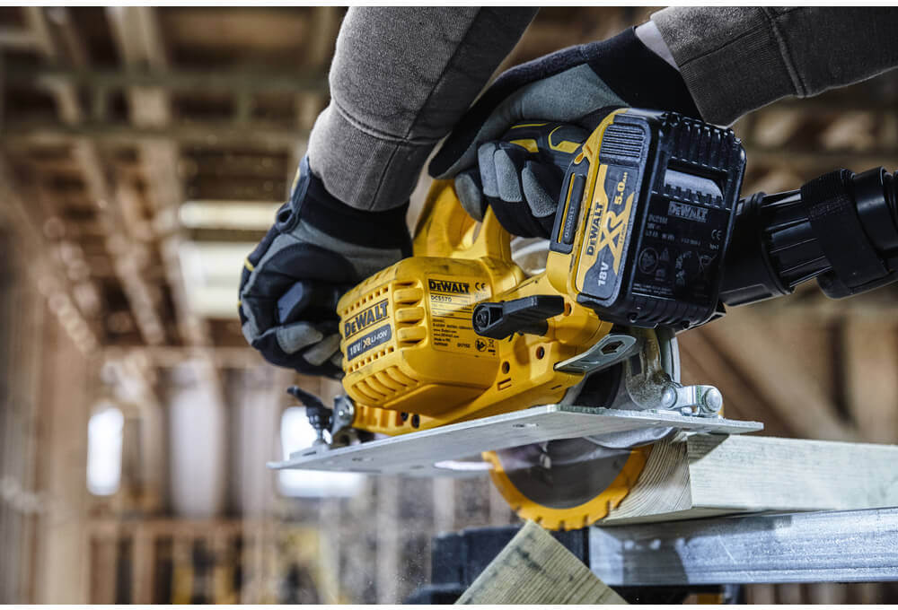 ���� �������� �������������� DeWALT DCS570N 