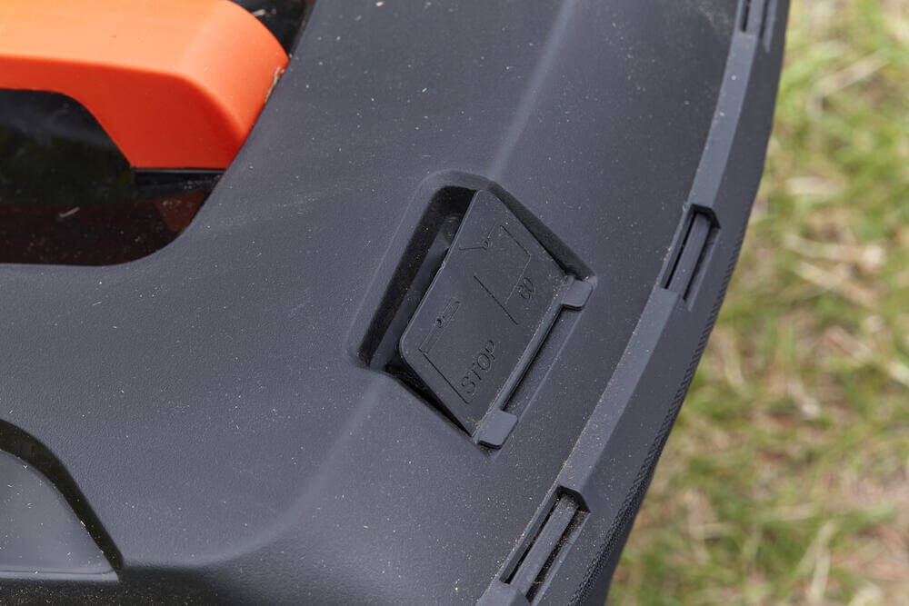 ������������� �������������� BLACK+DECKER BCMW3336L1 