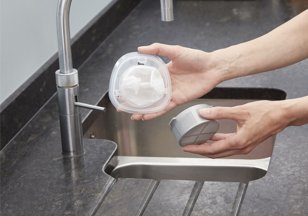 ������� �������������� BLACK+DECKER NVC115WA 