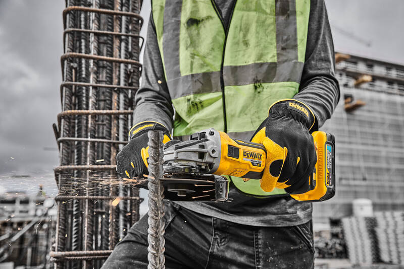 ���������� ������� - �������� �������������� ����������� DeWALT DCG405H2T 