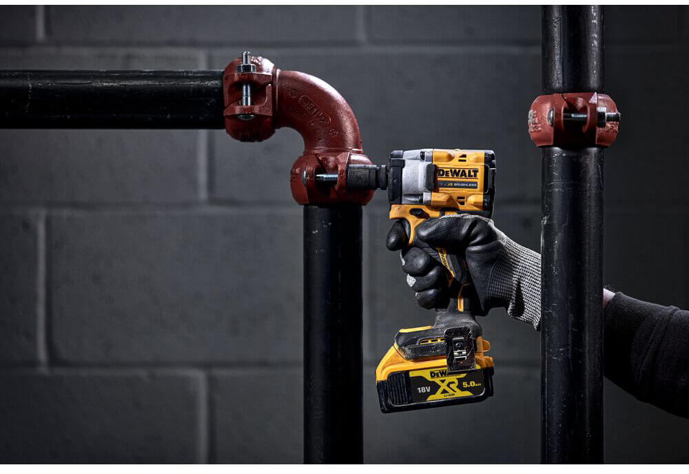 ��������� ������� �������������� ����������� DeWALT DCF922P2T 