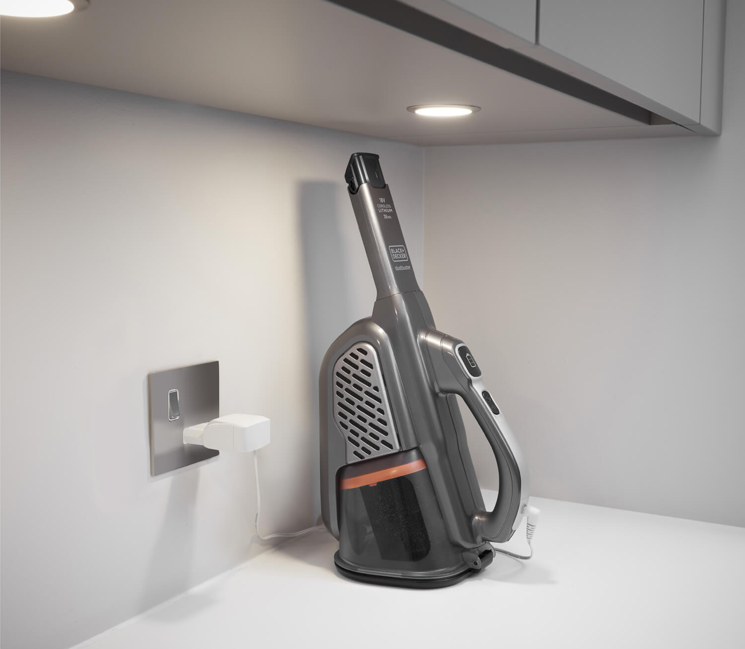 ������� �������������� BLACK+DECKER BHHV520JF 