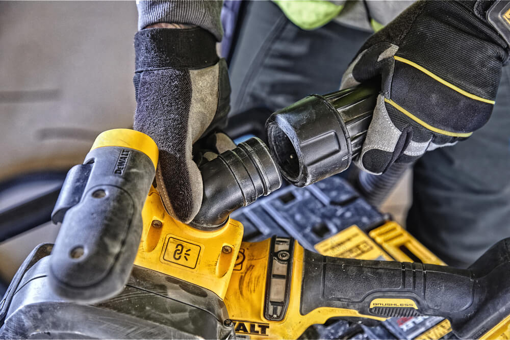 ��������� �������������� ����������� DeWALT DCG200NT 