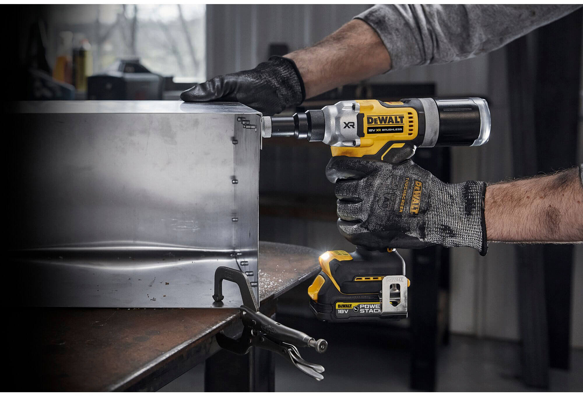 ���������� �������������� ����������� DeWALT DCF414NT 