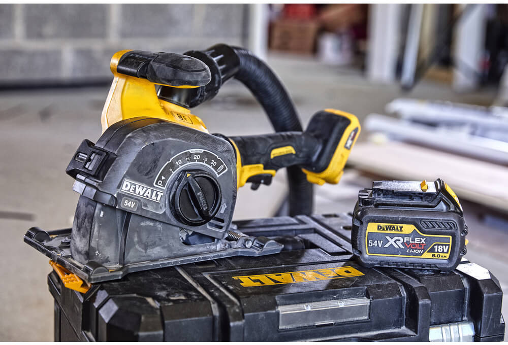 ��������� �������������� ����������� DeWALT DCG200T2 