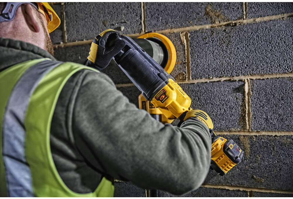 ����� �������������� ����������� DeWALT DCD470N 